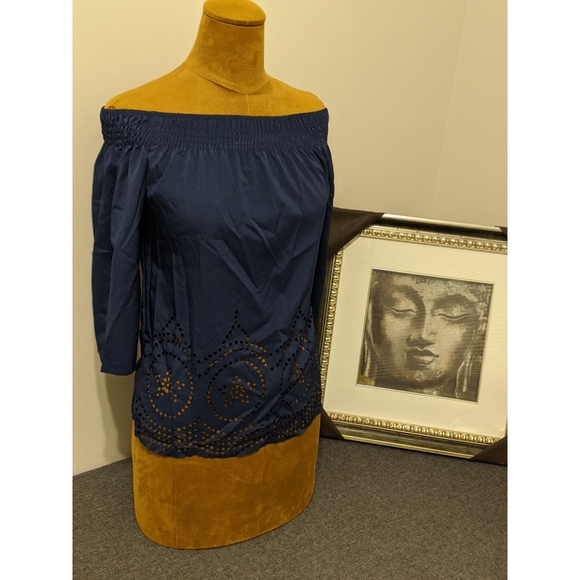 Navy Off Shoulder Top - Picture 2 of 3